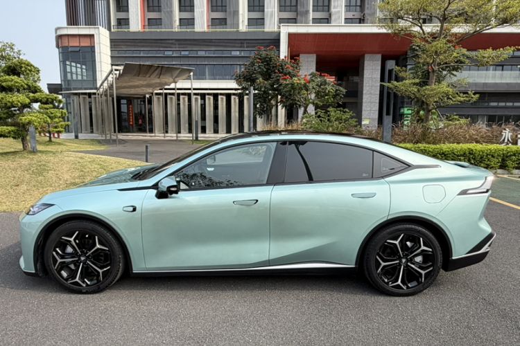 Used Deepal SL03 2025 Extended-Range Sporty Version