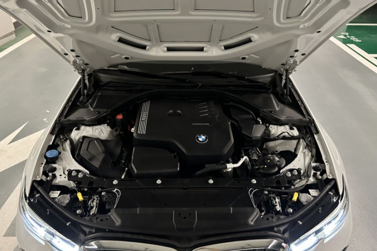 Used BMW 3 Series 2022 Updated 325Li M Sport Package Interior 1