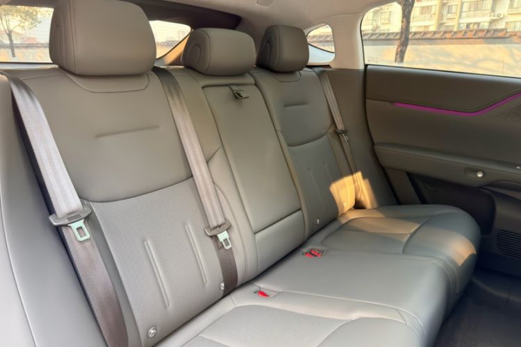 Used XPeng G6 2025 625 Long-Range Max Flagship Edition