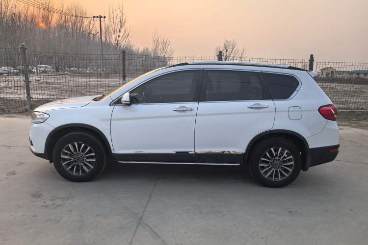 Used Haval H6 2017 Red-Label Sport Edition 1.5T Automatic Two-Wheel Drive Luxury Model
