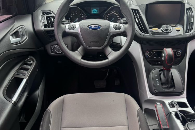 Used Ford Kuga 2015 1.5L GTDi Two-Wheel-Drive Comfort Model
