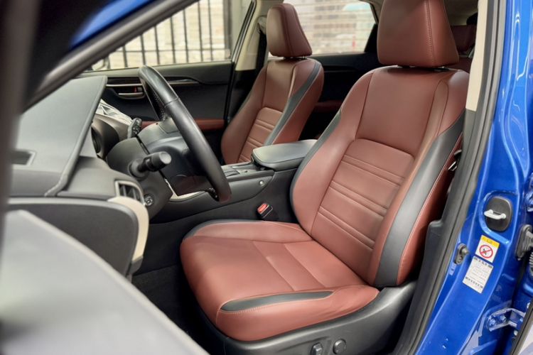 Used Lexus NX 2015 300h All-Wheel-Drive Fēngzhì Edition
