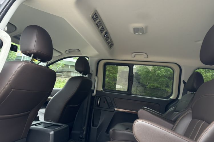 Used FORTHING Lingzhi PLUS 2021 2.0L Manual Luxury 7-Seater