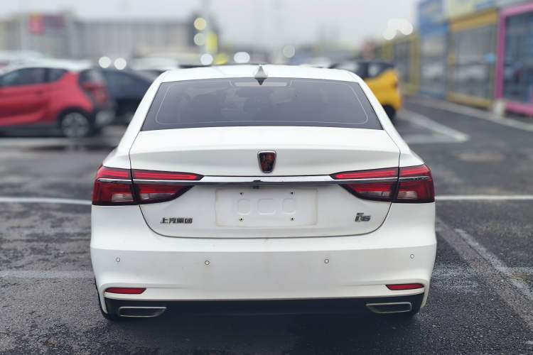 Used Roewe i6 2017 20T Automatic Internet Smart Edition