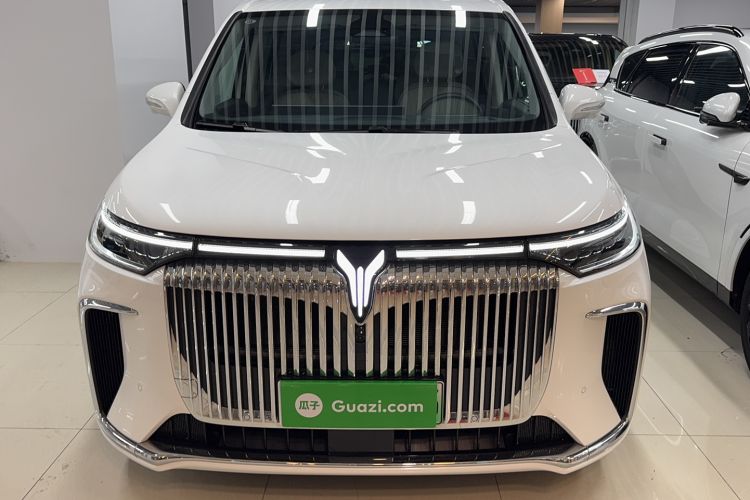Used VOYAH Dream 2025 PHEV Four-Wheel-Drive Flagship Kunpeng Edition

