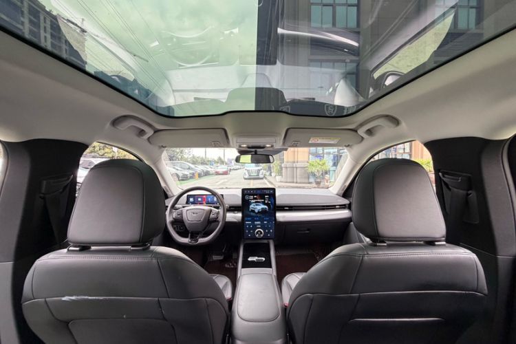 Used Ford Mustang Mach-E 2021 Leap Edition Rear-Drive Version (Standard Range)
