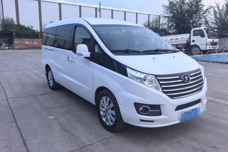 Used JAC Refine M5 2013 2.0T Gasoline Automatic Business Edition
