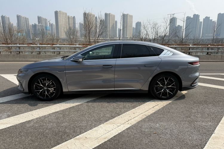 Used BYD Han 2023 EV Champion Edition 610KM All-Wheel-Drive Flagship Model