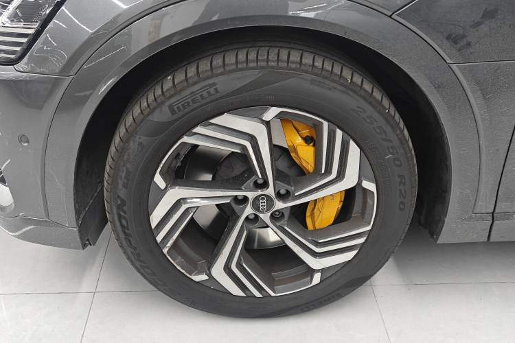 Used Audi e-tron 2021 50 quattro Prestige Edition