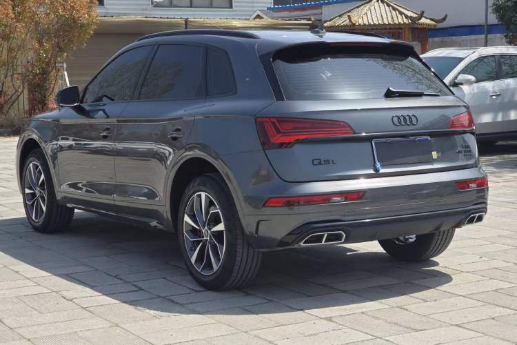 Used Audi Q5L 2024 40 TFSI Fashion Dynamic Model