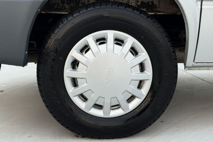 Used JMC Transit 2017 2.8T Commercial Version Short Wheelbase Mid-Roof 6/7/8-Seater JX493
