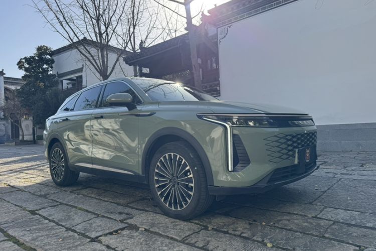 Used EXEED Stellar 2023 400T Two-Wheel Drive Comfort Edition