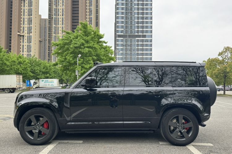 Used Land Rover Defender 2023 110 3.0T P400 X-DYNAMIC HSE Exterior 5