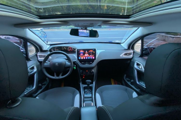 Used Peugeot 2008 2015 1.6L Automatic Playcool Edition