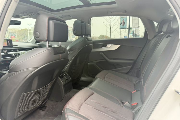 Used Audi A4L 2018 30th Anniversary Edition 40 TFSI Sport Edition