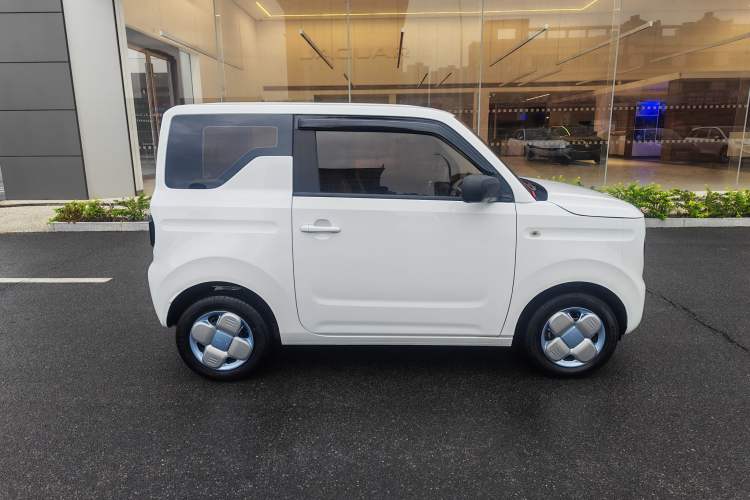 Used Geely Galaxy Panda 2024 Panda Mini 200km Longteng PRO Edition