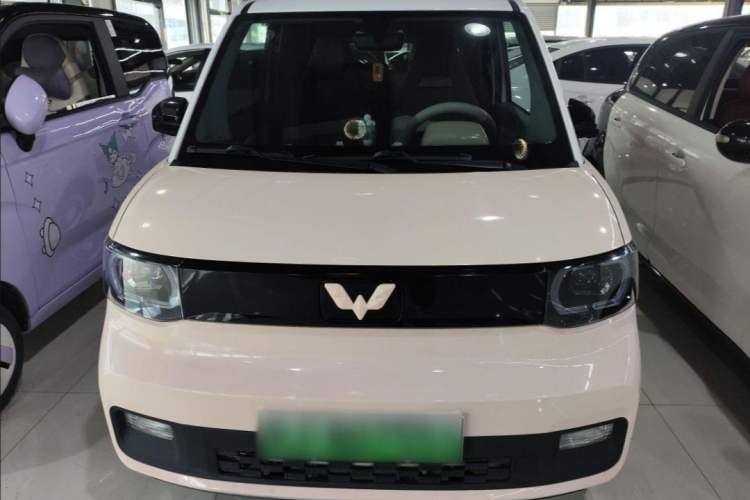 Used Wuling Hongguang MINIEV 2022 Macaron Premium Model – Lithium Iron Phosphate