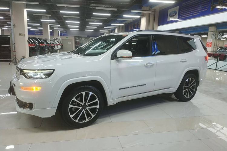 Used Jeep Grand Commander 2018 2.0T Four-Wheel Drive Smart Enjoyment Version China V Emission Standard
