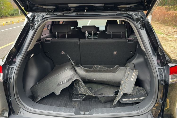 Used Toyota FRONTLANDER 2023 2.0L CVT Elite Edition
