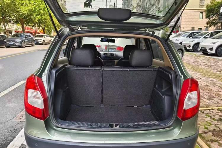 Used Skoda Fabia 2012 1.6L Scout
