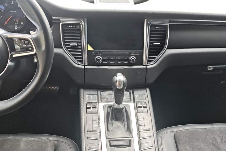 Used Porsche Macan 2017 Macan 2.0T