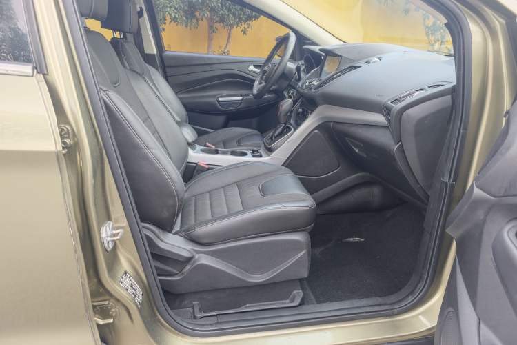 Used Ford Kuga 2015 1.5L GTDi Two-Wheel Drive Fashion Edition
