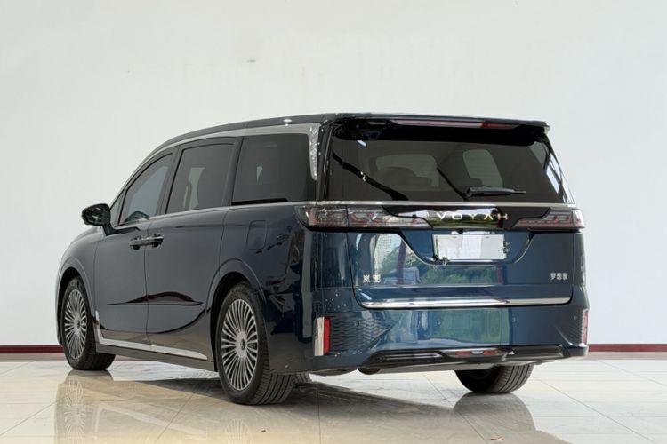 Used VOYAH Dream 2025 PHEV Four-Wheel-Drive Flagship Kunpeng Edition Exterior 2