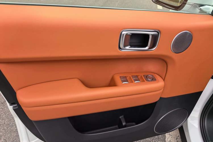 Used Li Auto L6 2025 Pro Smart Refresh Edition Interior 2