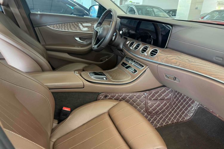 Used Mercedes-Benz E-Class 2021 Facelift E 260 L