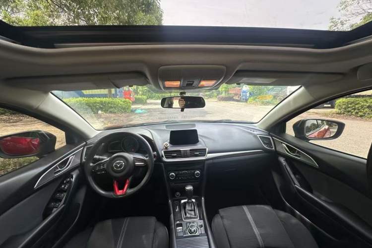 Used Mazda Mazda 3 Axela 2017 Sedan 1.5L Automatic Luxury Model Emission Standard China V