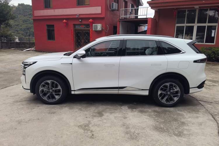 Used Changan CS75 PLUS 2025 4th Generation 1.5T New Blue Whale Smart Flagship Version
