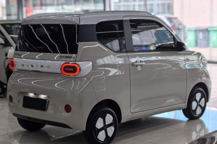 Used Wuling Hongguang MINIEV 2024 3rd Generation 215km Advanced Version