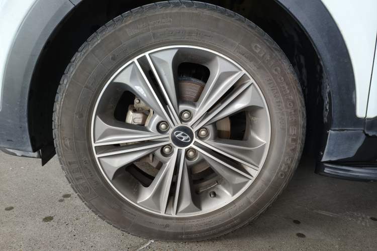 Used Hyundai ix25 2015 1.6L Automatic Two-Wheel Drive Smart GLS Trim
