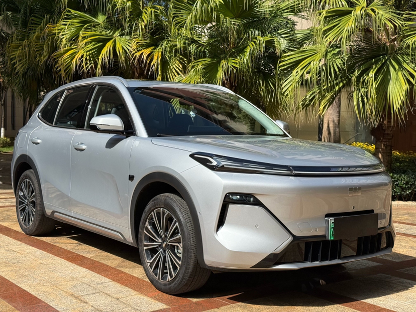 Geely Galaxy Xingjian 7 EM-i 2026 Model 135km Starship Version — снимка 12