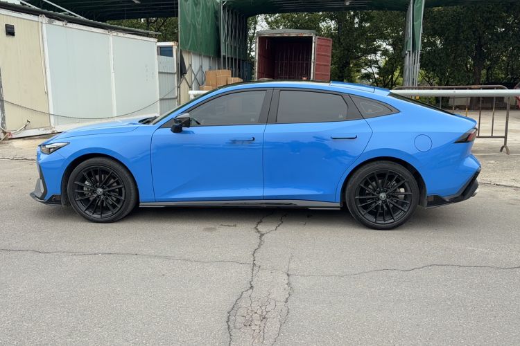 Used CHANGAN UNI-V 2022 2.0T Leading-Speed Edition Exterior 5