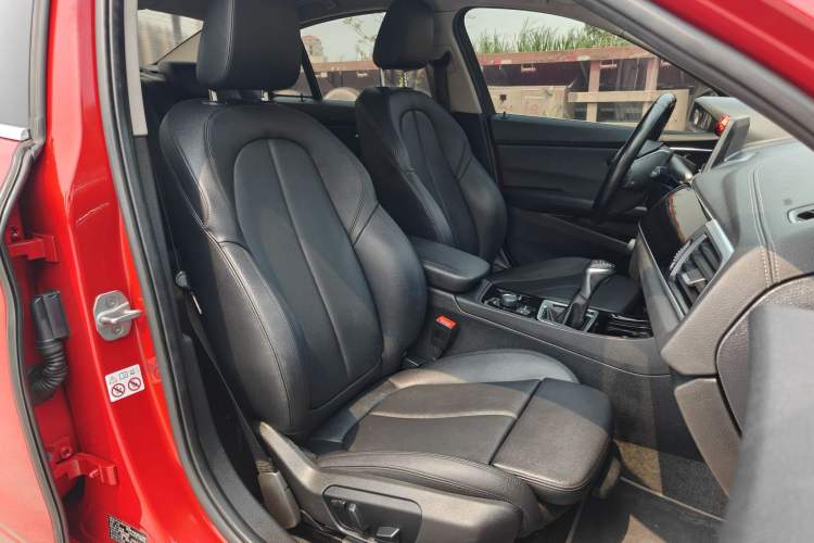 Used BMW 1 Series 2018 118i Sport Edition Right Front Seat