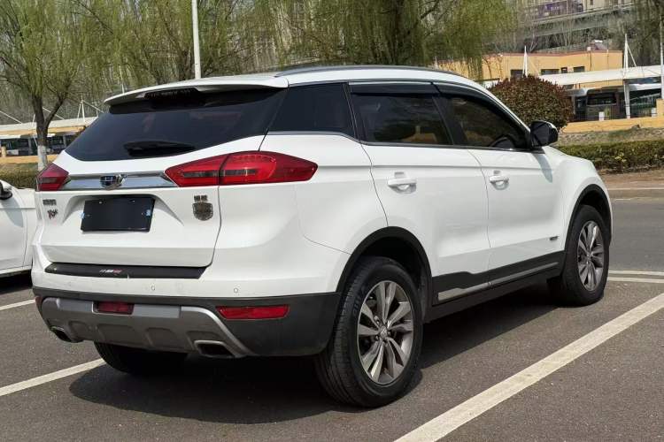 Used Geely Auto Emgrand X7 Sport 2016 2.0L Manual Smart Connect Version Exterior 5