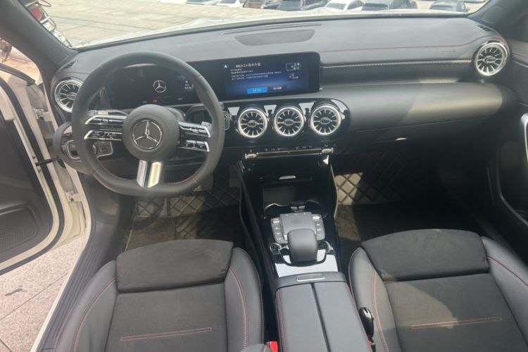 Used Mercedes-Benz A-Class 2024 A 200 L Fashion Model
