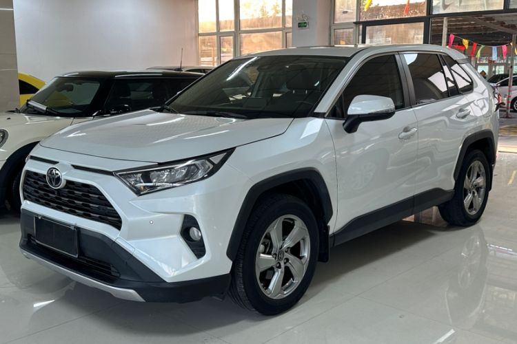 Used Toyota RAV4 2022 2.0L CVT Two-Wheel Drive Fashion Plus Edition