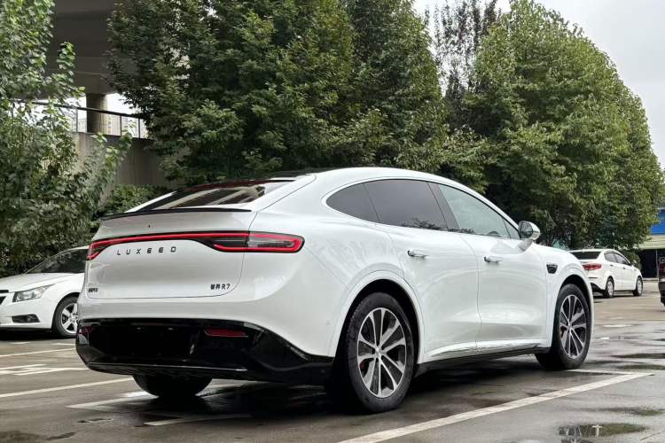 Used Hima Luxeed R7 2024 All-Electric 736 km Ultra Exterior 7