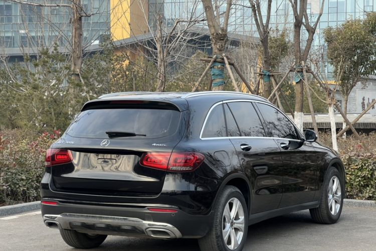 Used Mercedes-Benz GLC 2020 GLC 260 L 4MATIC Dynamic Model
