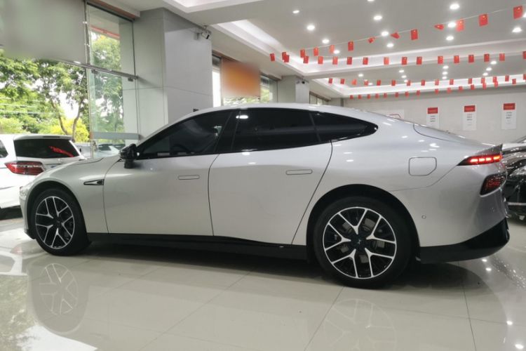 Used XPeng P7 2023 P7i 610 Max Performance Edition
