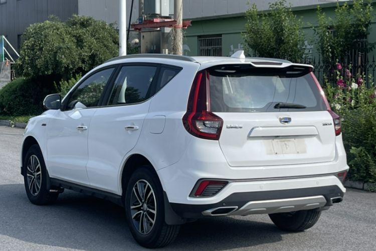 Used Geely Auto Vision X6 2019 1.4T Manual 4G Connect Premium Version China VI Standard
