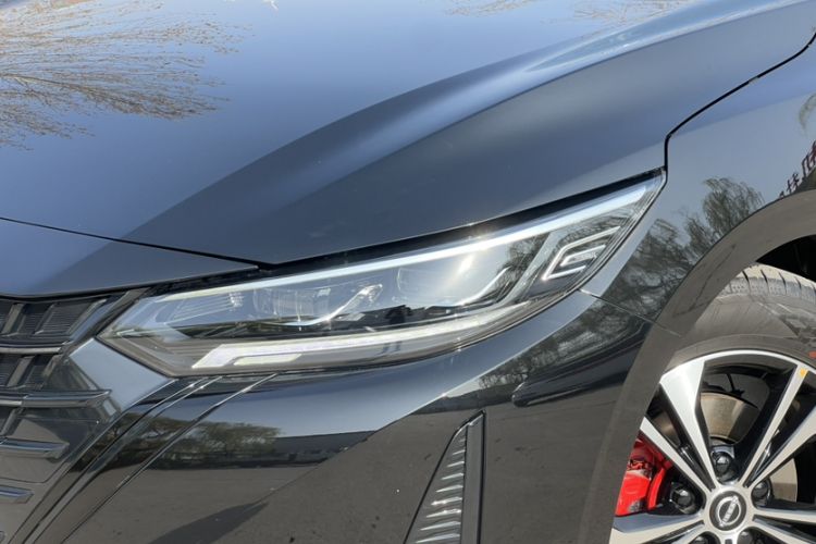 Used Nissan Sylphy 2023 1.6L CVT Black Gold Edition Left Front Headlight