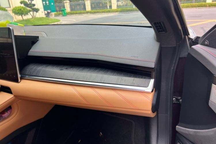 Used Zeekr 001 2022 Ultra-Long Range Dual-Motor YOU Version
