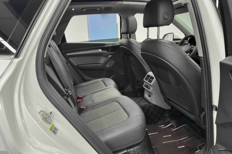 Used Audi Q5L 2018 45 TFSI Prestige Fashion Edition China V Emission Standard Interior 9