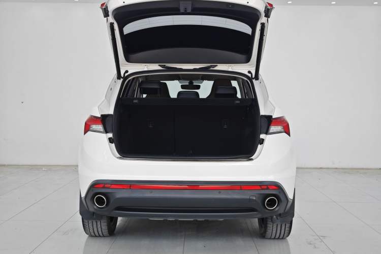 Used Skoda Kodiaq GT 2019 TSI330 Two-Wheel-Drive Luxury Edition China VI Standard Trunk