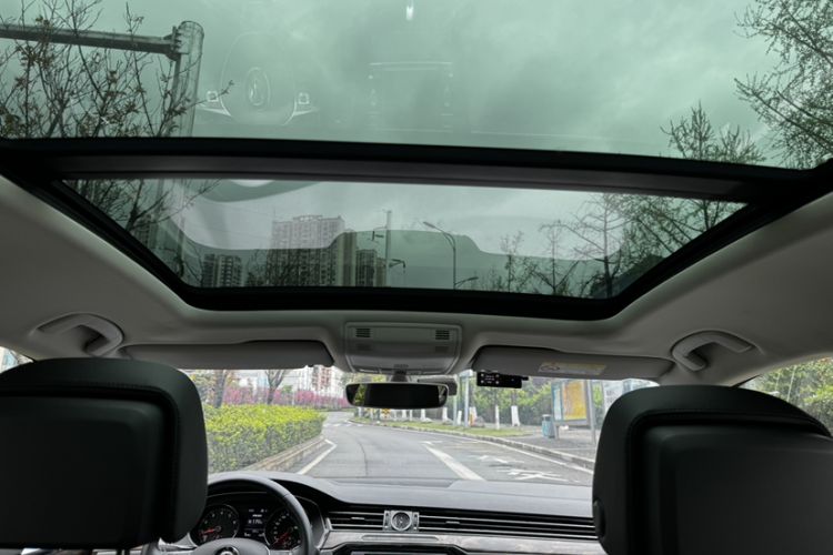 Used Volkswagen Magotan 2018 Facelift 330TSI DSG Luxury Model Interior 7