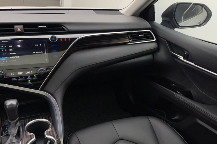 Used Toyota Camry 2019 2.5G Luxury Edition China VI Standard Interior 3