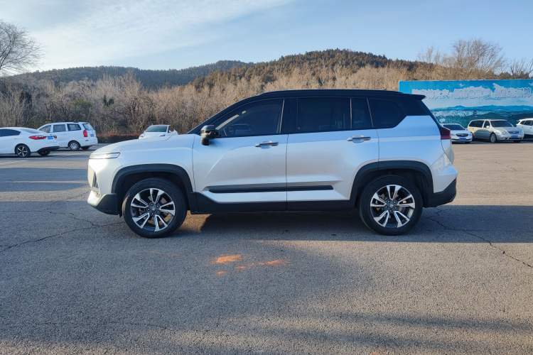 Used Baojun RS-5 2019 1.5T CVT Intelligent Driving Flagship Version China VI Emission Standard
